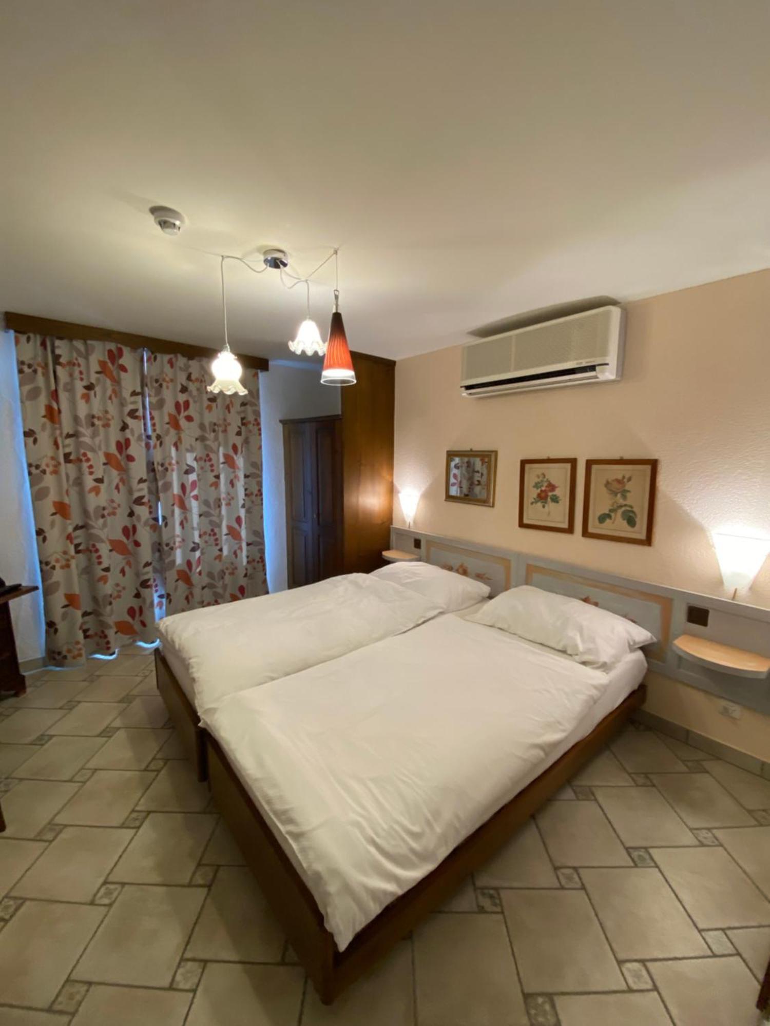 Hotel Antico Интранья Экстерьер фото